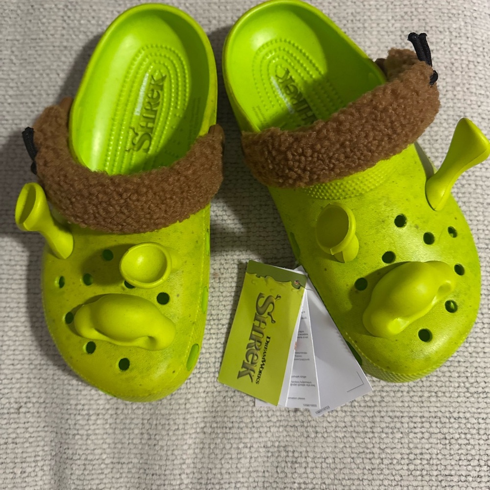 Shrek Crocs